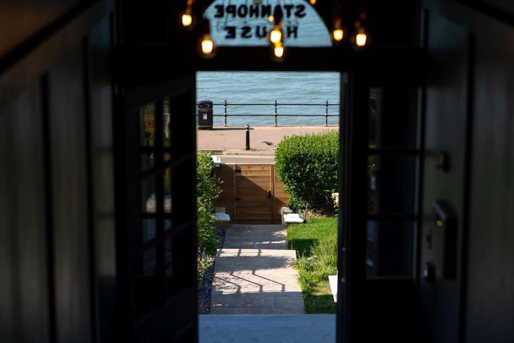 Luxury Duplex Penthouse On The Beach With Panoramic Sea Views ハーン・ベイ エクステリア 写真