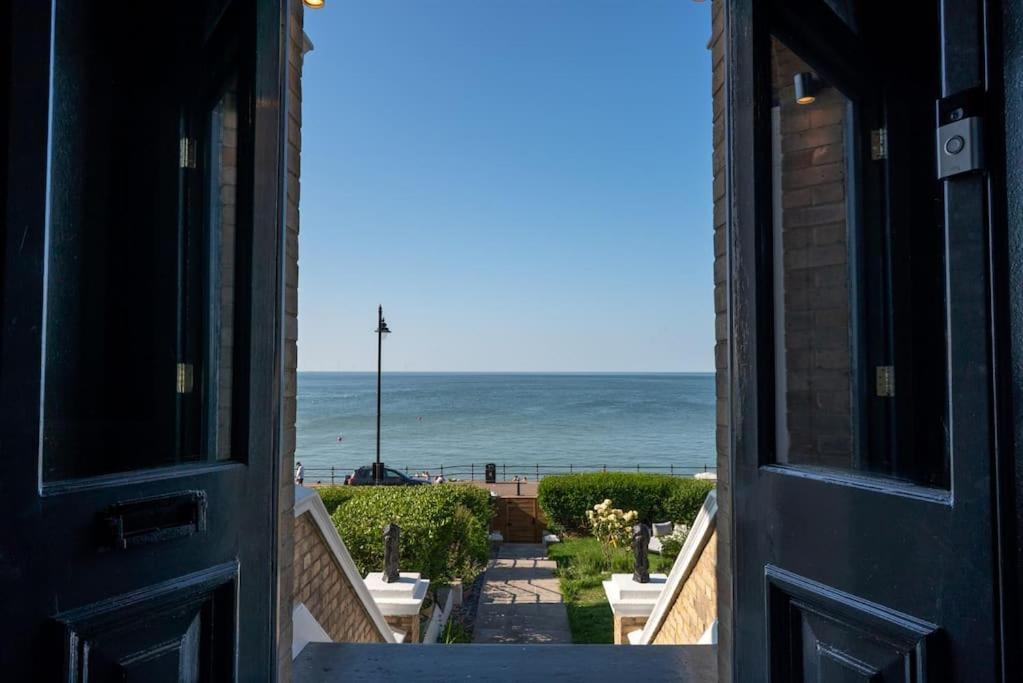 Luxury Duplex Penthouse On The Beach With Panoramic Sea Views ハーン・ベイ エクステリア 写真