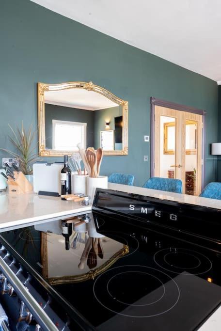 Luxury Duplex Penthouse On The Beach With Panoramic Sea Views ハーン・ベイ エクステリア 写真